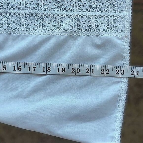 Vtg white eyelet lace trim sweetheart neckline camisole - Picture 8 of 8